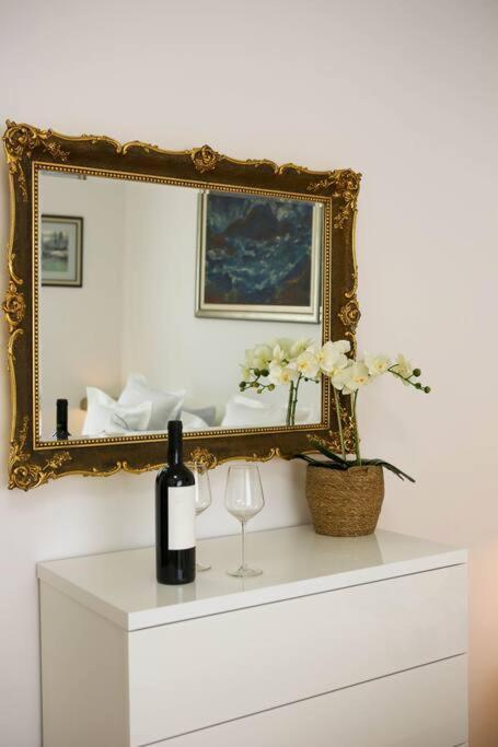 New & Luxury Apartment Tony Split Eksteriør billede