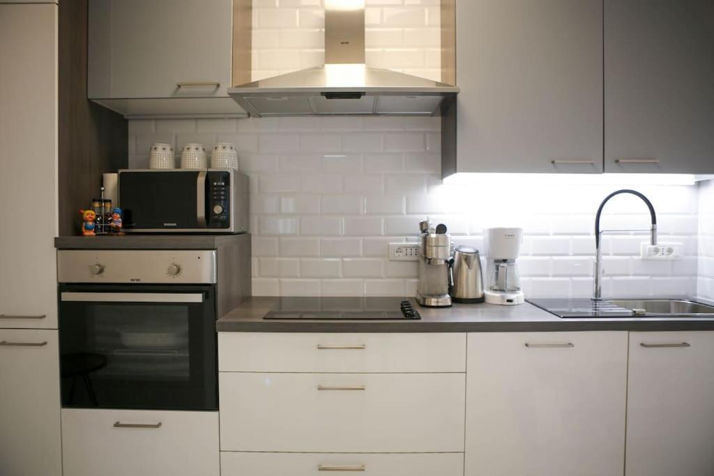 New & Luxury Apartment Tony Split Eksteriør billede