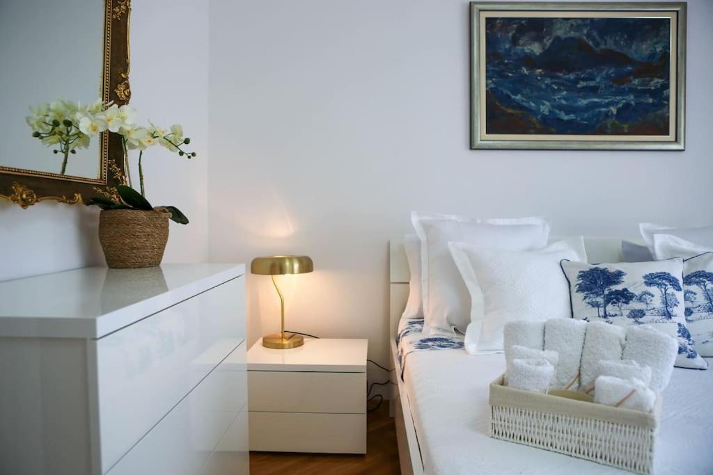 New & Luxury Apartment Tony Split Eksteriør billede